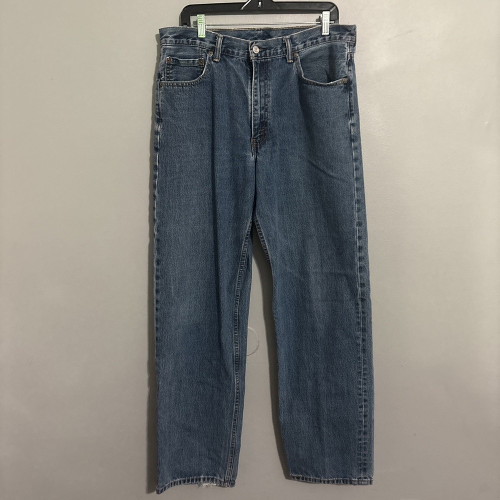 Levis 505 Blue Jeans Mens 36x34 Faded Light Wash Straight Work Pants - Picture 9 of 16